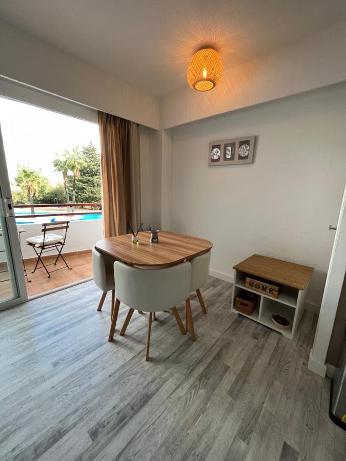 الكوذيا Naty Apartaments المظهر الخارجي الصورة